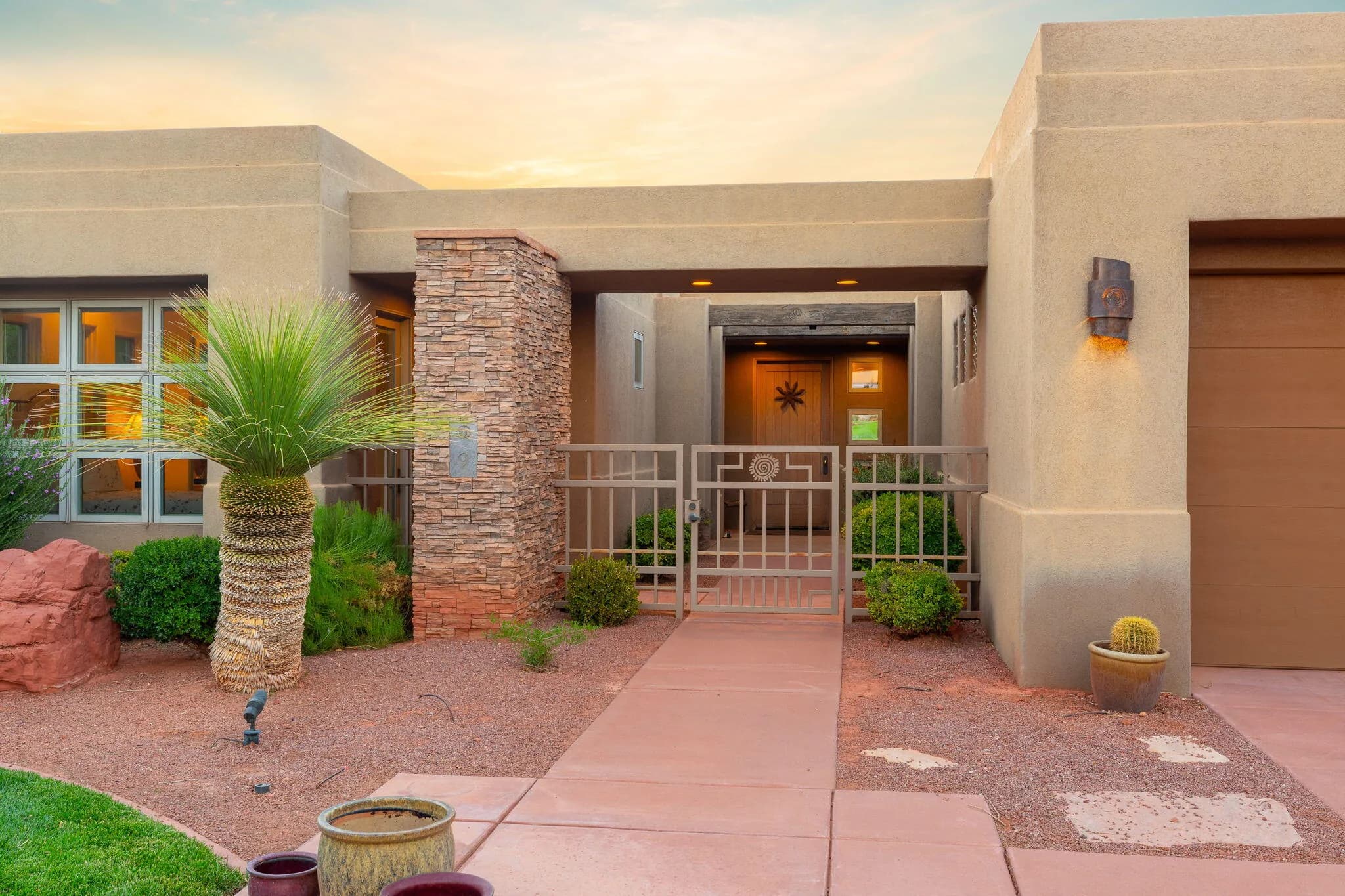 2255 N Tuweap Drive #9 - Photo 2